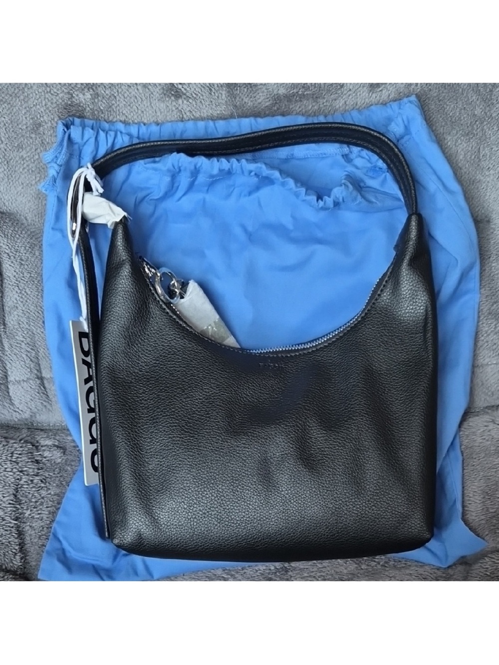 BAGGU Mini Recycled Leather Shoulder Bag
Black NWT NEW WITH TAGS - Picture 6 of 7